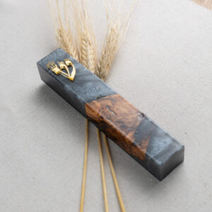 מזוזה דגם ״שחרחורת״