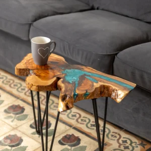 שולחן צד דגם ״מצוקים״